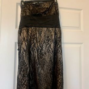 Strapless vintage lace looking dress!